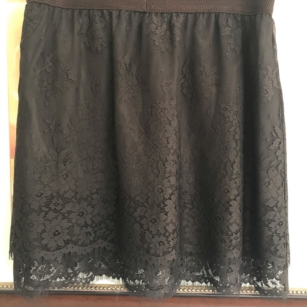 Brown Lace Skirt - Picture 2 of 5